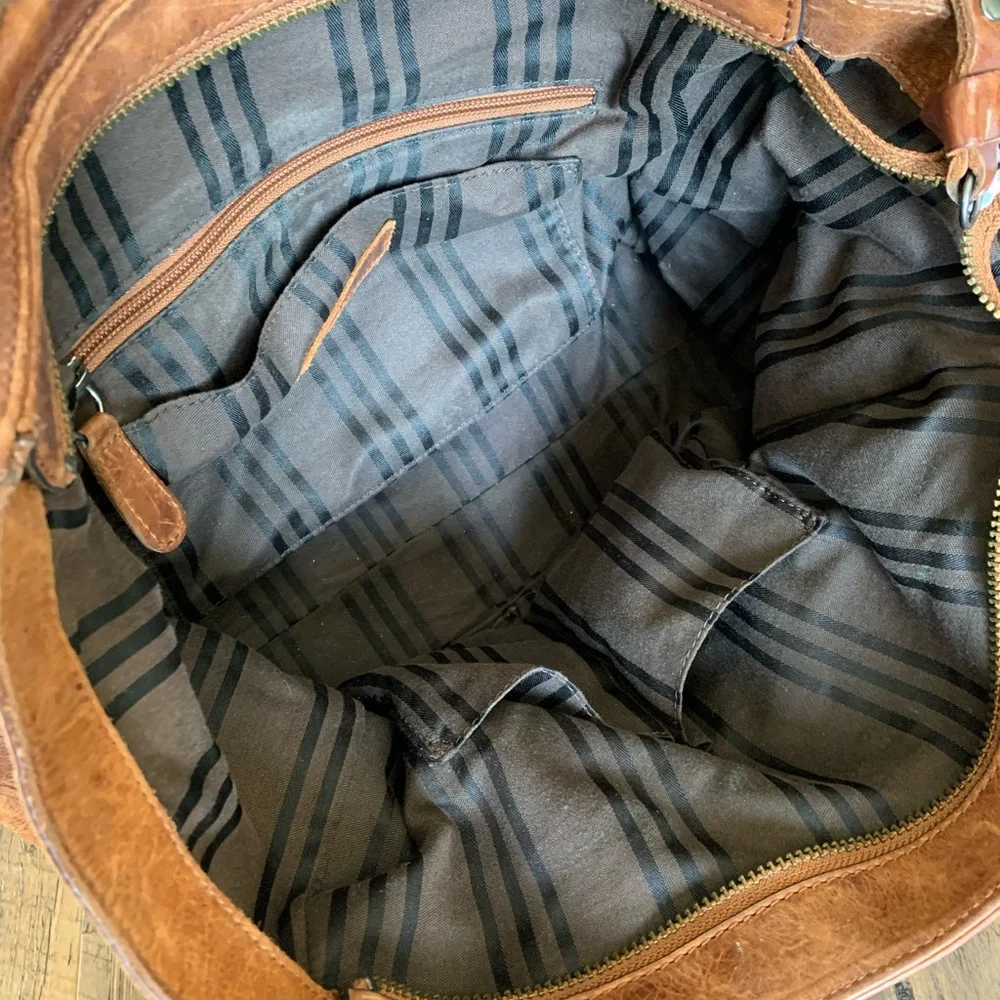 Frye Leather Handbag/Tote. - Picture 7 of 9